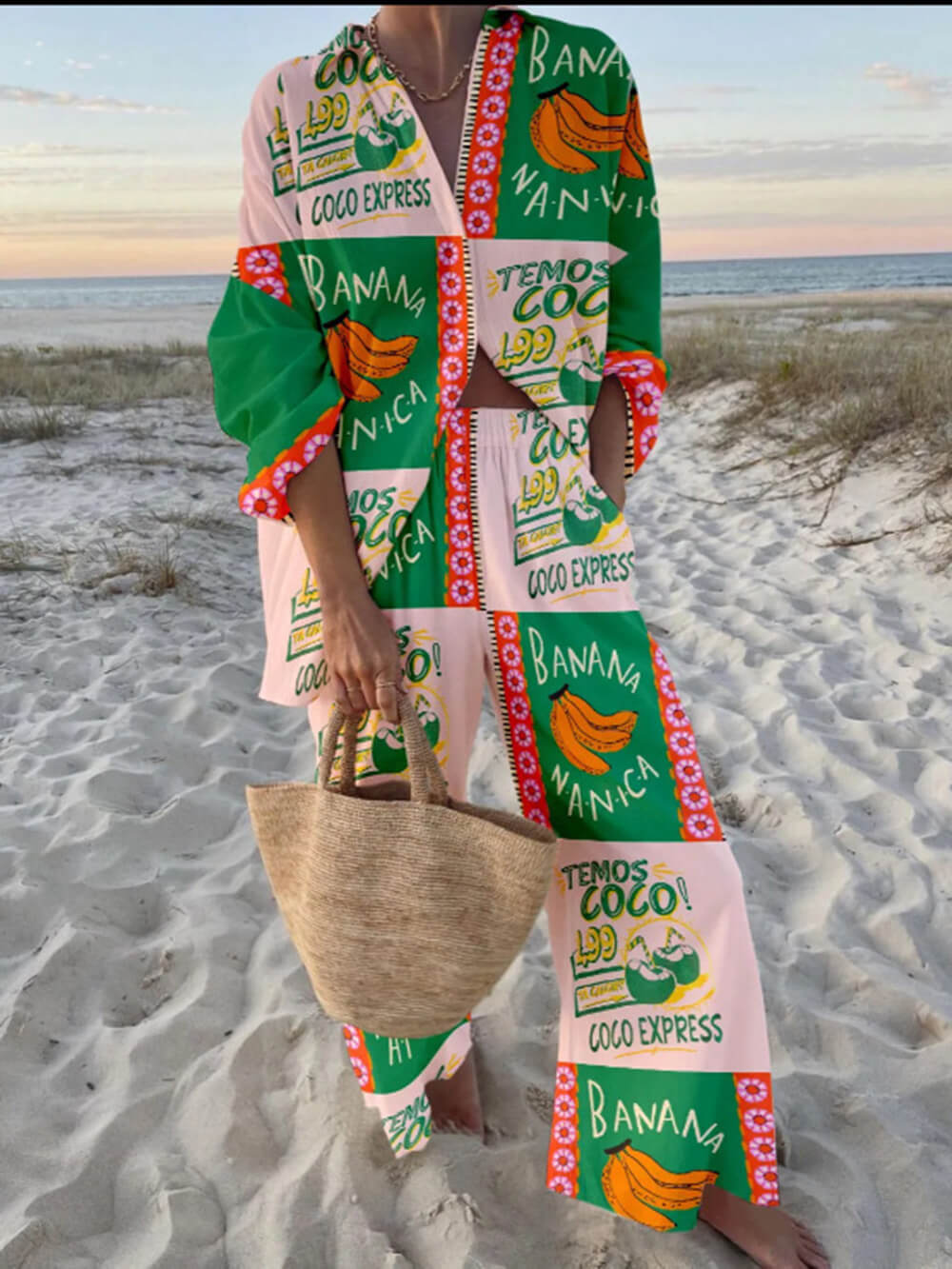 Kom Carina | Sæt Skjorte og Bukser med Banan&Cocco Print