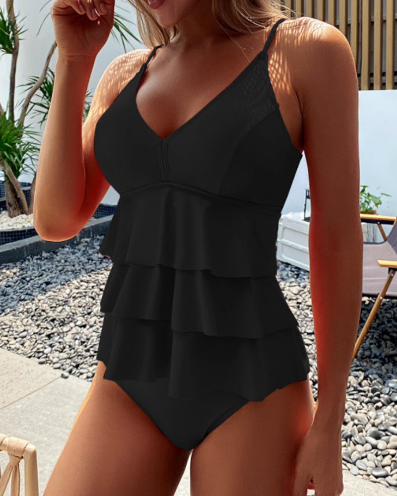 Lia - Enkelt Badedragt med Stilfulde Ruffles