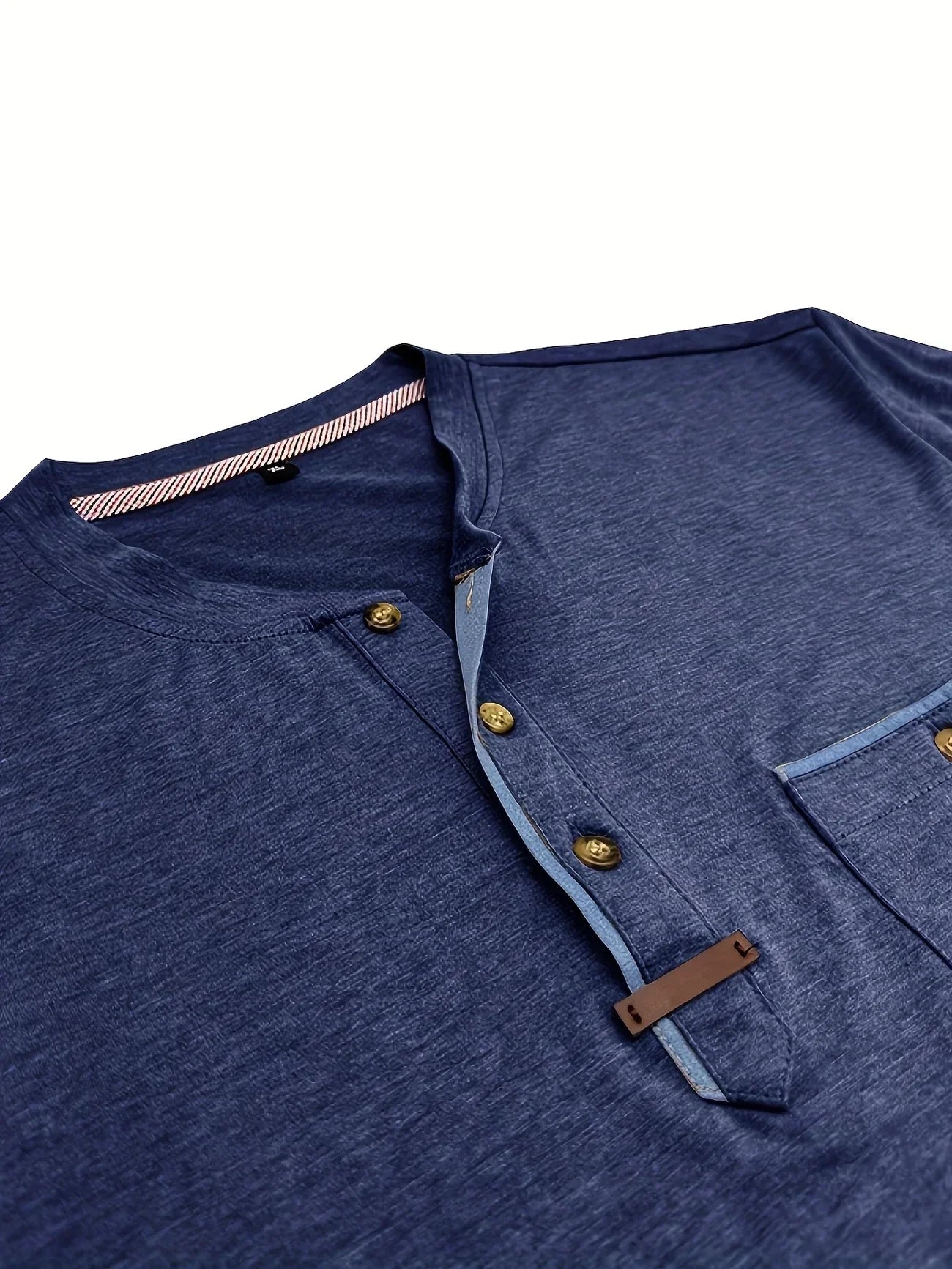 Alva™ | Elegant T-shirt med rund hals og lomme