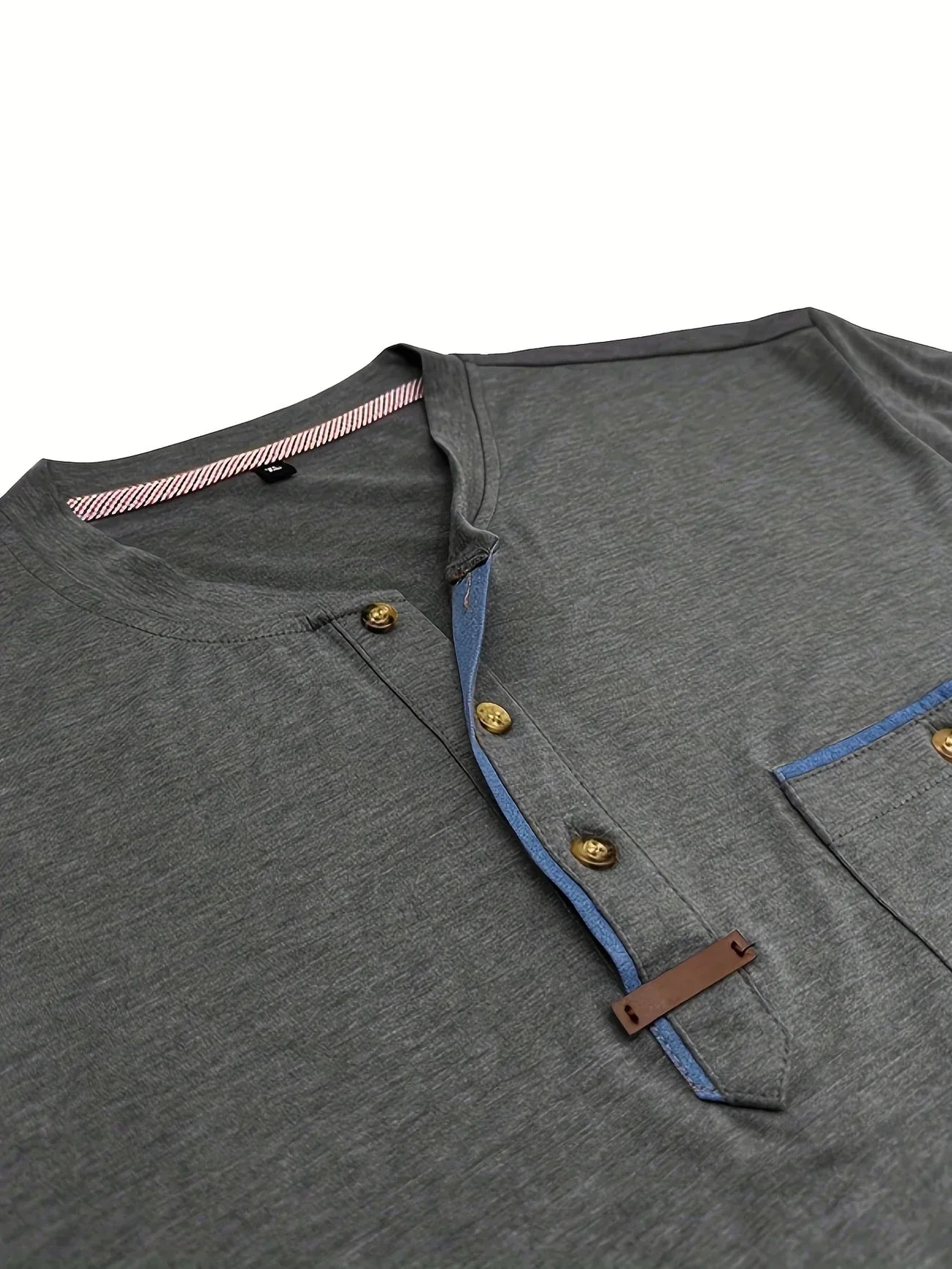 Alva™ | Elegant T-shirt med rund hals og lomme